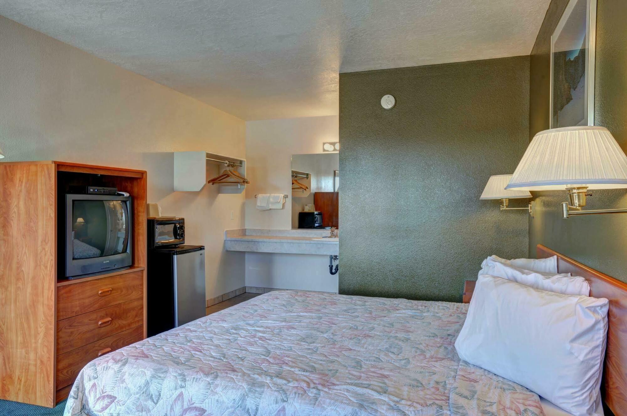 Rodeway Inn Cedar City Εξωτερικό φωτογραφία